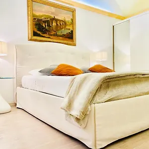 Colosseum-apartments , Rome Italy